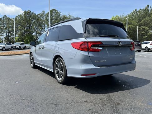 Used 2024 Honda Odyssey Elite image 10