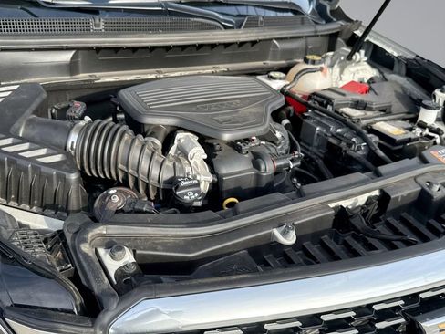 Used 2022 Cadillac XT5 Premium Luxury w/ Technology Package FWD image 14