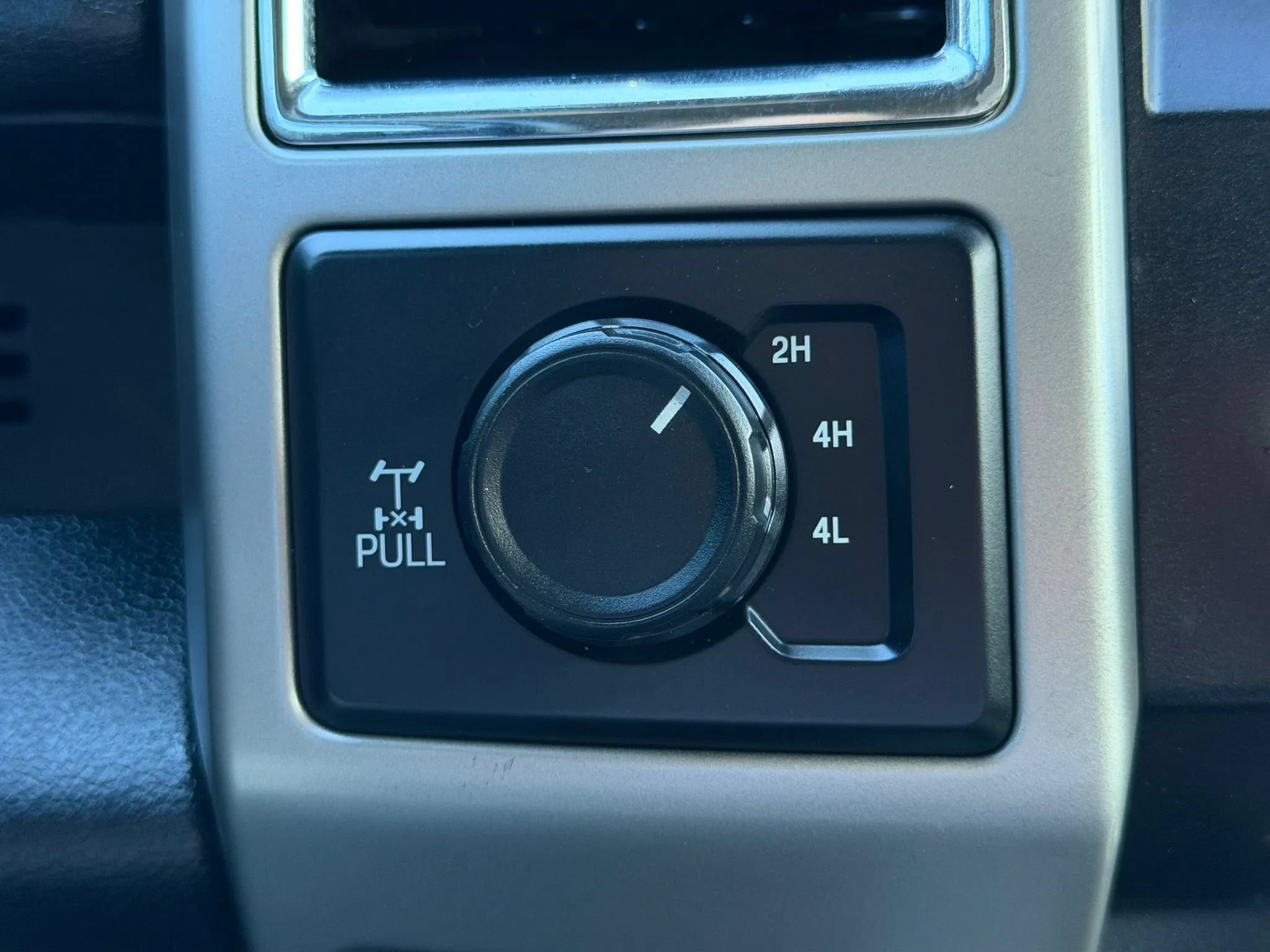Used 2018 Ford F250 Lariat w/ Chrome Package AWD/4WD image 35