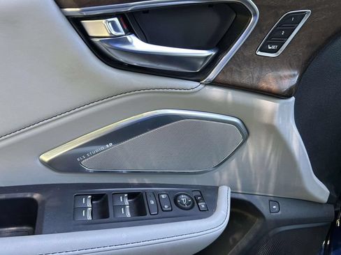 Used 2019 Acura RDX FWD w/ Advance Package image 11