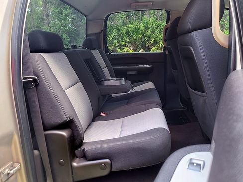 Used 2008 Chevrolet Silverado 1500 LS w/ Towing Package RWD image 22