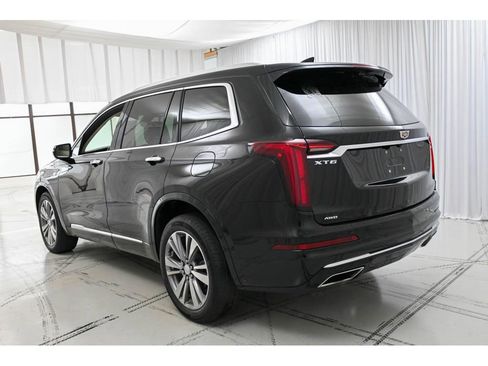 Used 2022 Cadillac XT6 Premium Luxury w/ Technology Package image 5