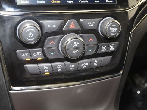 Used 2019 Jeep Grand Cherokee Limited X AWD/4WD image 28