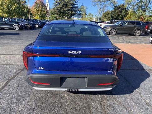 New 2025 Kia K4 LXS image 4