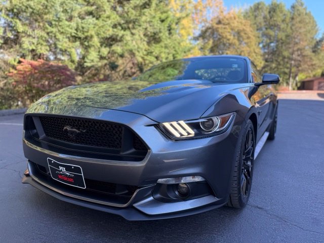 Used 2017 Ford Mustang GT Premium RWD image 1