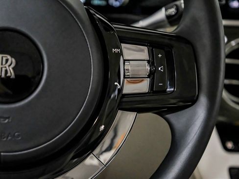 Used 2024 Rolls-Royce Ghost image 17