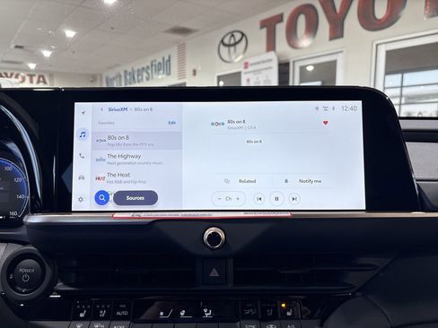 New 2025 Toyota Crown Signia image 17