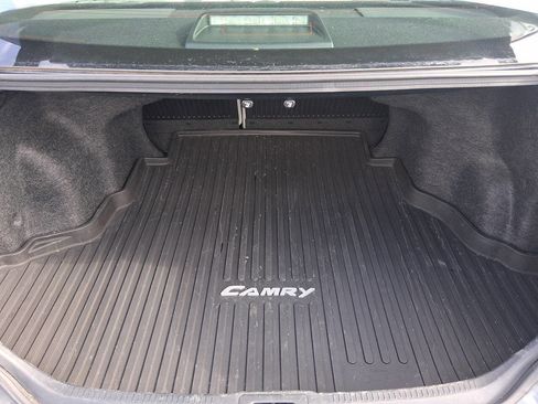 Used 2017 Toyota Camry LE image 24