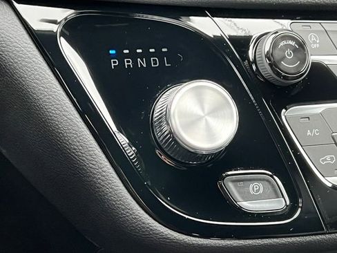 New 2026 Chrysler Pacifica Select w/ S Appearance Package FWD image 26