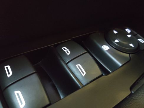 Used 2022 Chevrolet Blazer RS w/ Enhanced Convenience Package image 27