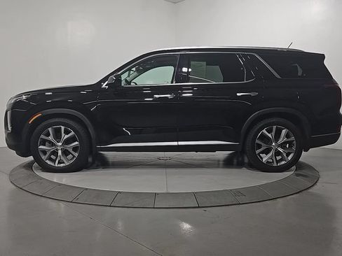 Used 2022 Hyundai Palisade SEL w/ Convenience Package FWD image 2