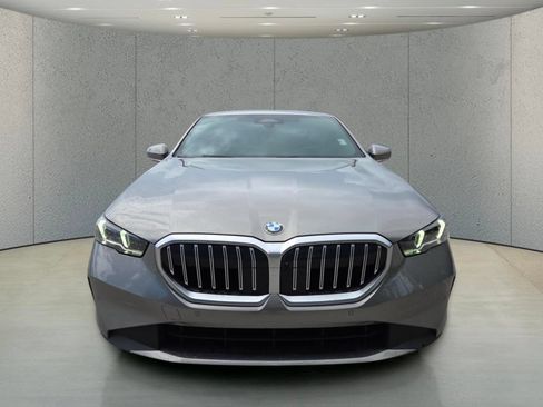 Used 2024 BMW 530i xDrive w/ Premium Package AWD/4WD image 12