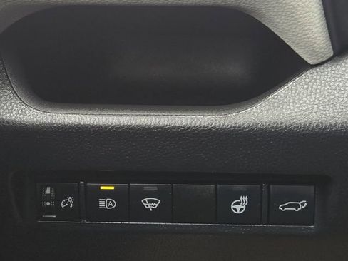 Used 2021 Toyota RAV4 XLE w/ Convenience Package image 26