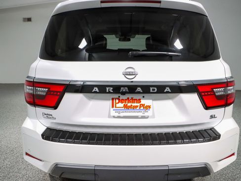 Used 2023 Nissan Armada SL w/ Captain's Chairs Package RWD image 8