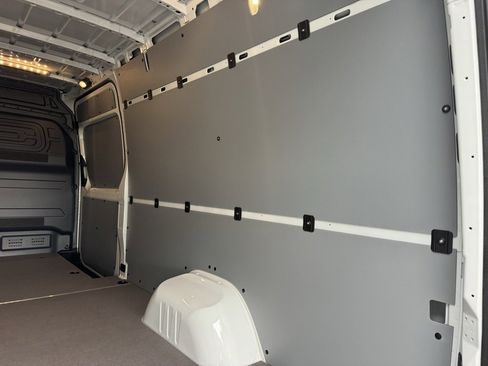 Used 2024 Mercedes-Benz Sprinter 3500 image 10
