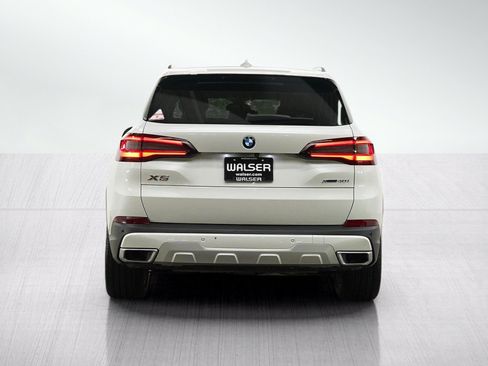 Used 2022 BMW X5 xDrive40i AWD/4WD image 4