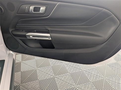 Used 2024 Ford Mustang GT Premium image 28