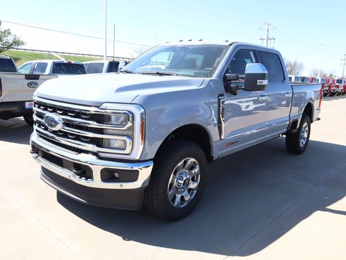 New 2026 Ford F250 King Ranch w/ Chrome Package AWD/4WD image 11