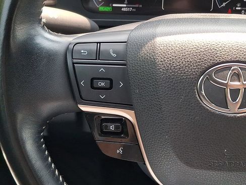 Used 2024 Toyota Crown AWD/4WD image 20