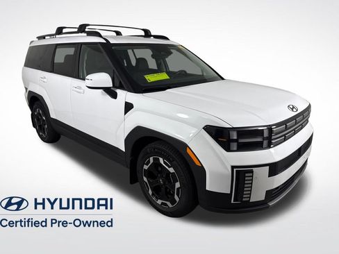 Used 2025 Hyundai Santa Fe SEL FWD image 1
