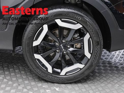 Used 2025 Kia Telluride S FWD image 8