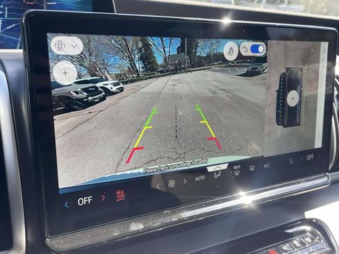 New 2026 Ford Expedition Active image 12