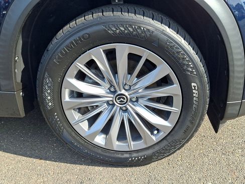 Certified 2024 MAZDA CX-90 3.3 Turbo w/ Preferred Package AWD/4WD image 9