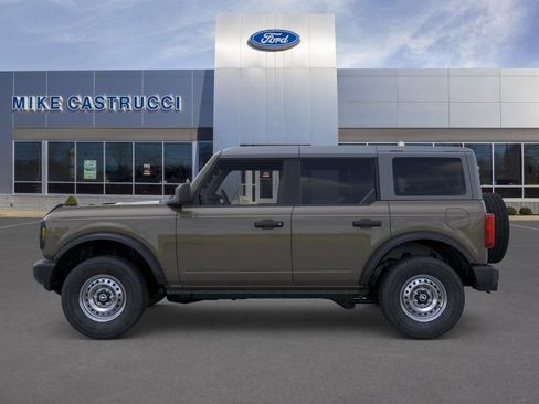 New 2026 Ford Bronco 4-Door AWD/4WD image 3