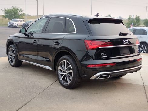 Used 2023 Audi Q5 2.0T Premium w/ Convenience Package AWD/4WD image 7