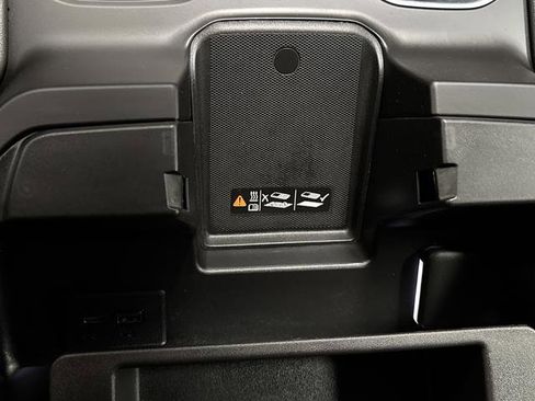 Used 2025 GMC Sierra 2500 Denali w/ Technology Package image 27