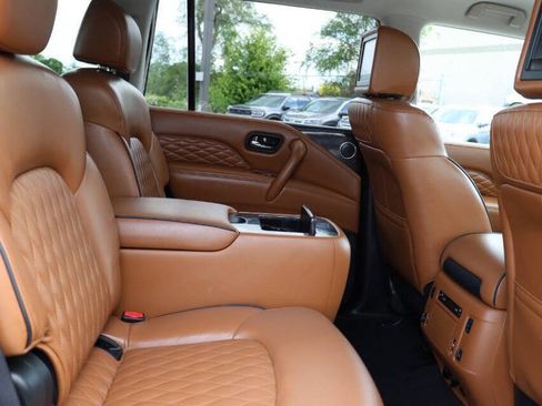 Used 2019 INFINITI QX80 Luxe AWD/4WD image 16