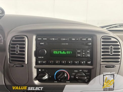 Used 2003 Ford F150 XLT RWD image 17