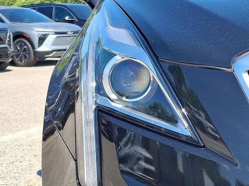 Used 2017 Cadillac XT5 FWD image 9