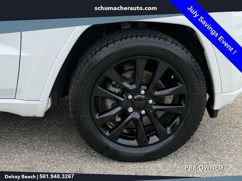 Used 2019 Jeep Grand Cherokee Altitude RWD image 9