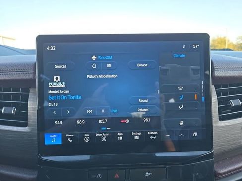 Used 2024 Ford Expedition Max Limited image 8