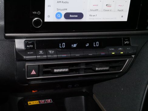 Certified 2025 Toyota Camry LE FWD image 22