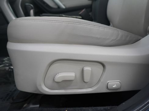Used 2015 Subaru Forester 2.5i Limited image 24