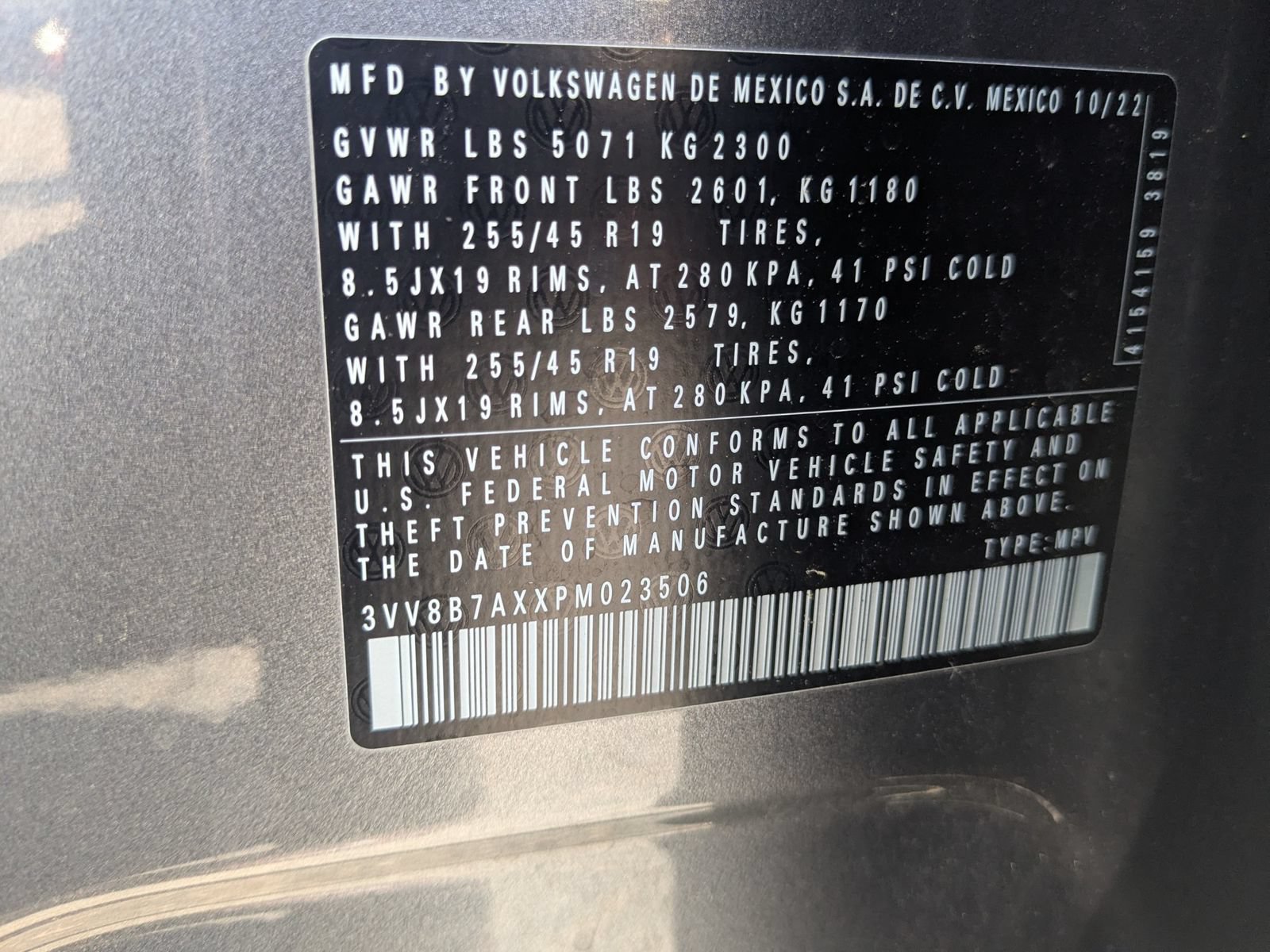 Used 2023 Volkswagen Tiguan SE R-Line AWD/4WD image 36