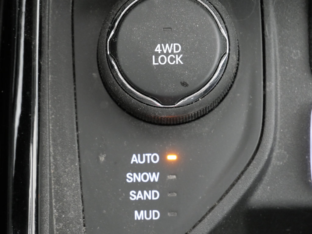 Used 2021 Jeep Compass Limited AWD/4WD image 21