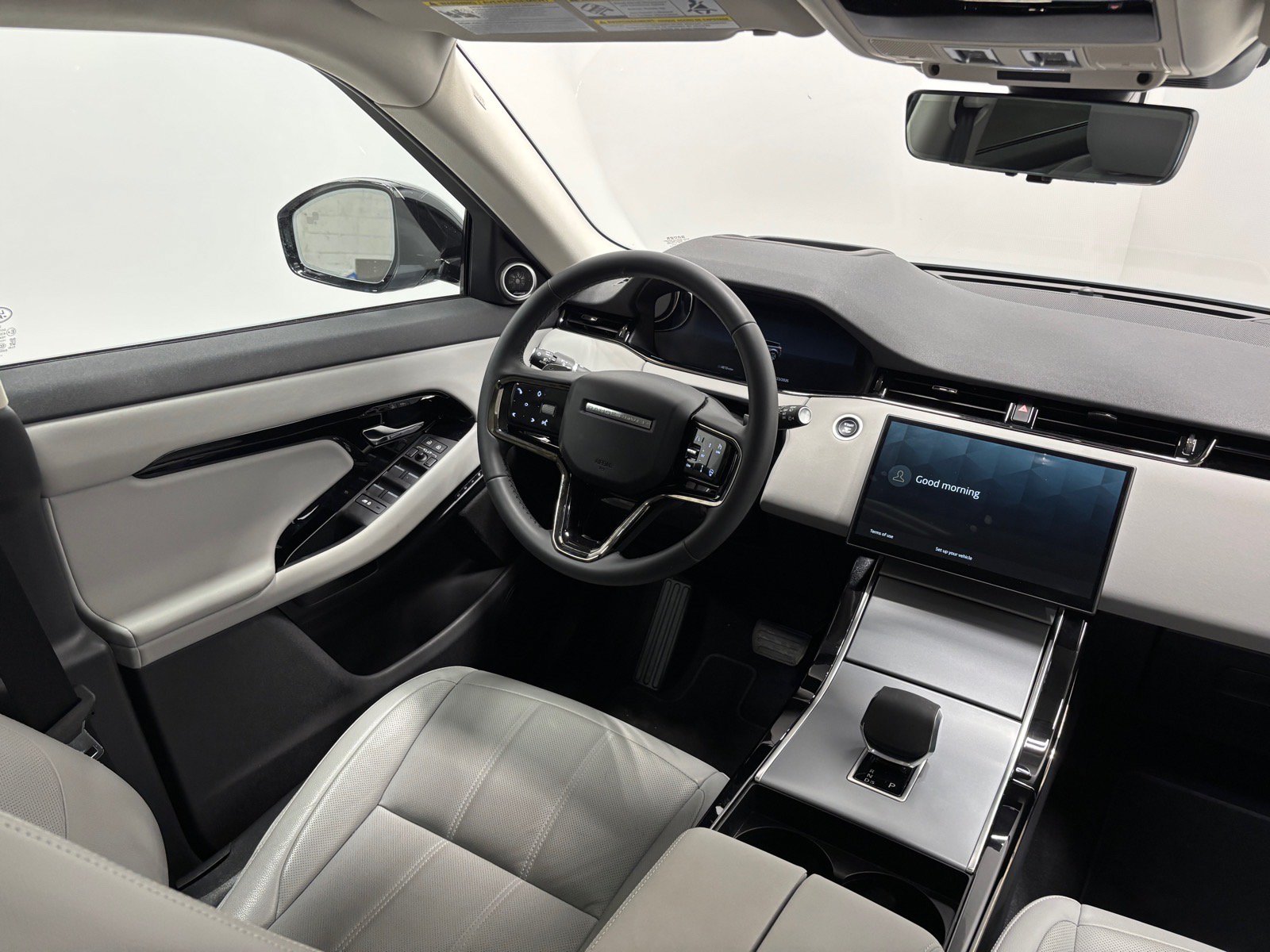 New 2024 Land Rover Range Rover Evoque S AWD/4WD image 31
