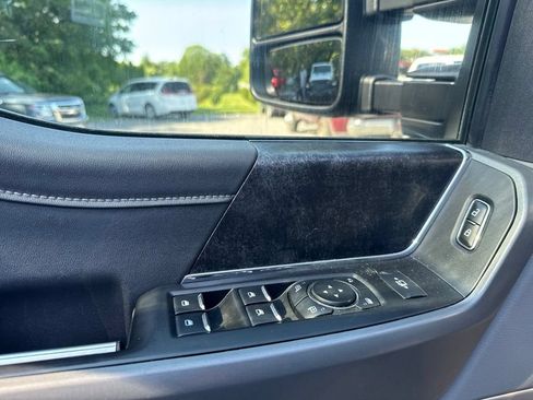 Used 2024 Ford F250 XLT w/ XLT Premium Package AWD/4WD image 11