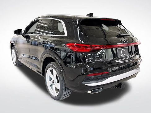 New 2025 Audi Q5 Premium Plus image 3