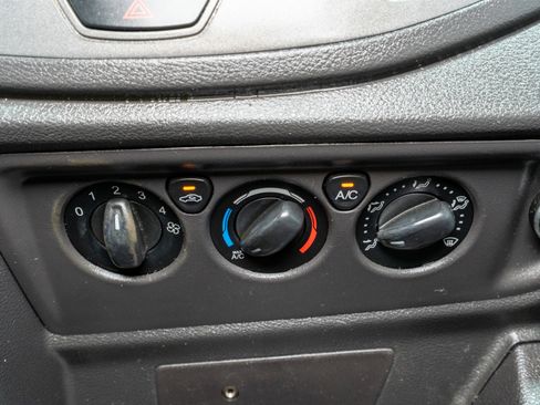 Used 2019 Ford Transit 150 130 Low Roof RWD image 18
