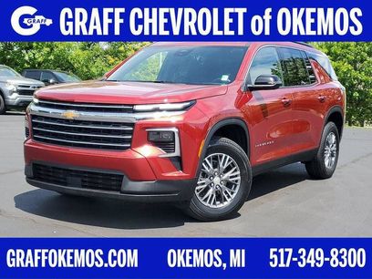 Used 2025 Chevrolet Traverse LT w/ Driver Confidence Package