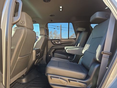 Used 2024 Chevrolet Tahoe Z71 image 13