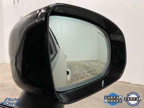 Used 2025 Volvo XC60 B5 Core image 95