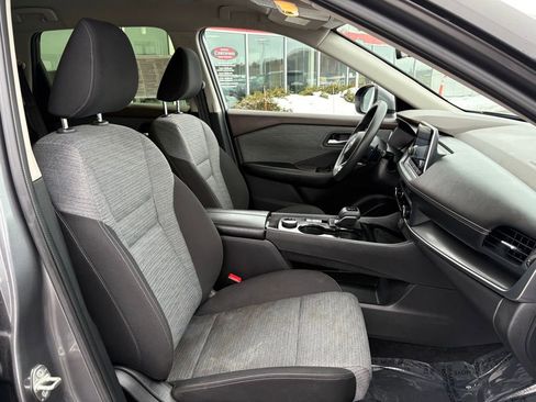 Used 2023 Nissan Rogue SV image 14