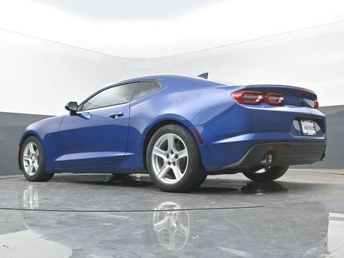 Used 2021 Chevrolet Camaro LT w/ Technology Package RWD image 36