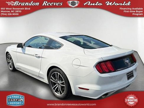 Used 2017 Ford Mustang Coupe RWD image 8