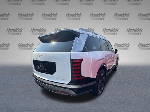 Used 2026 Hyundai Palisade Limited FWD image 8